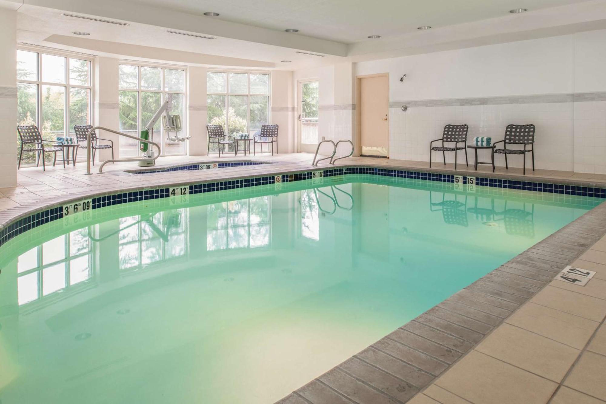 Hilton Garden Inn Portland Лейк Осуего Екстериор снимка