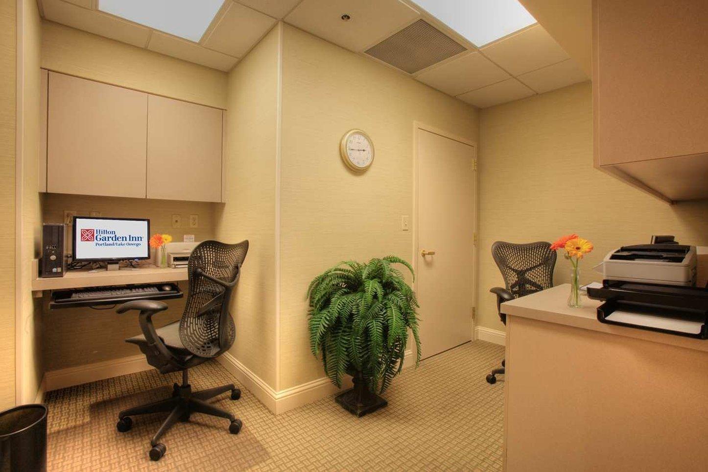 Hilton Garden Inn Portland Лейк Осуего Екстериор снимка